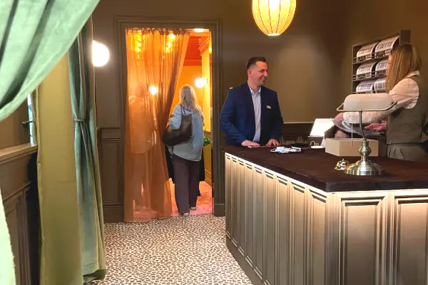 Zdjecie_z_targow_Warsaw_Home&Contract_sanowisko_Orac