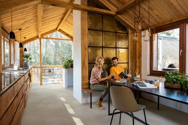 Panele winylowe beżowe 2