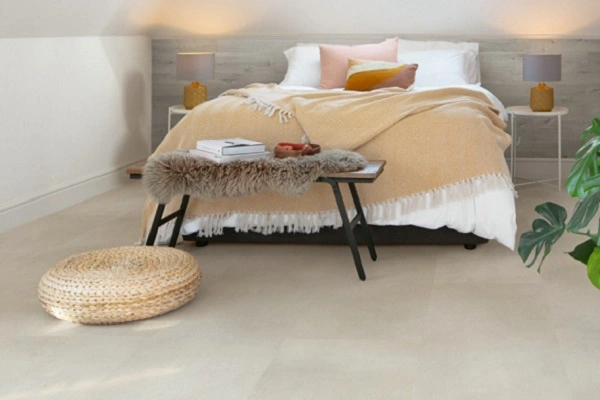 Panele winylowe beżowe 3