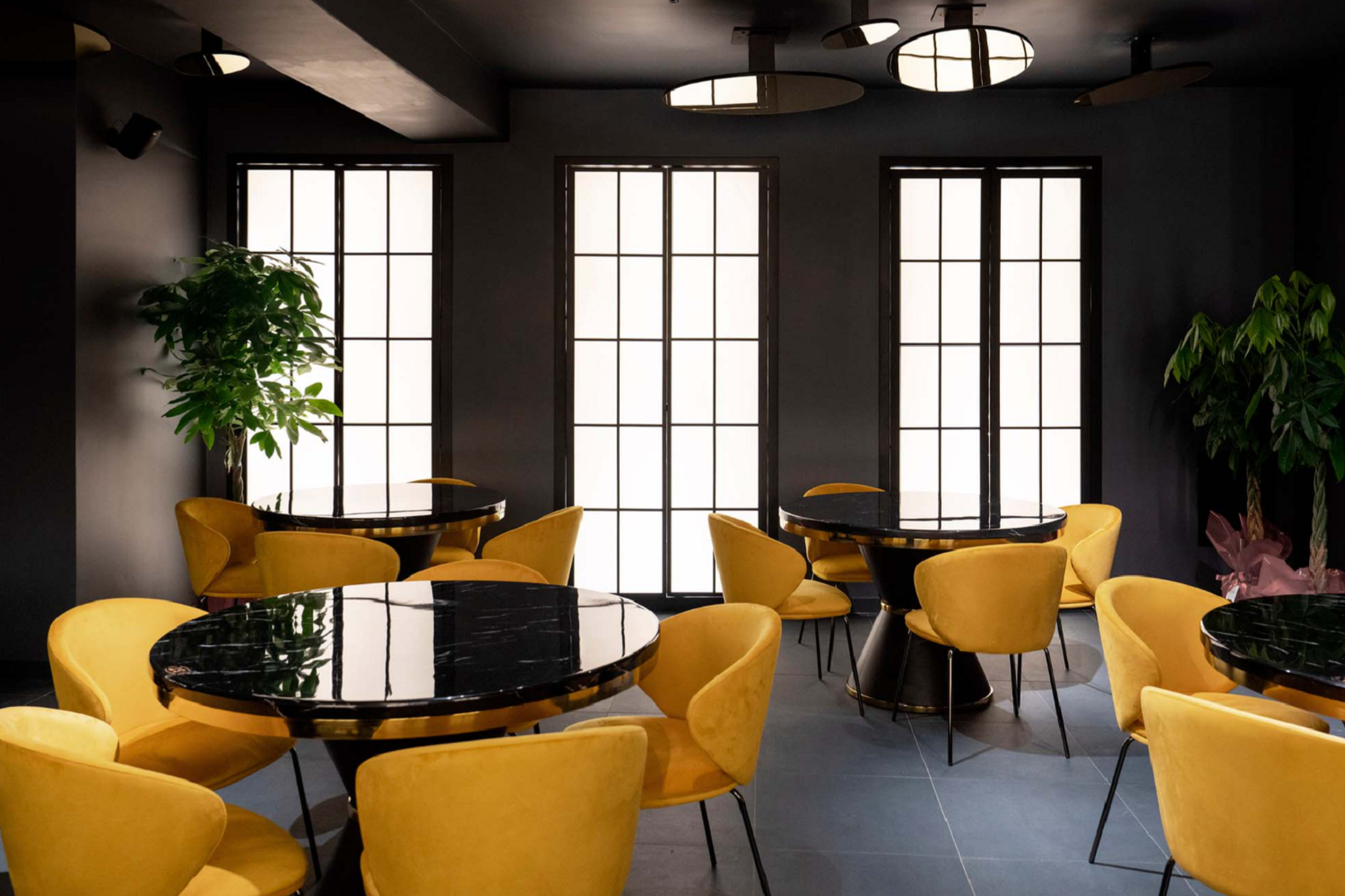 Eleganckie, nowoczesne wnętrze publiczne od Marazzi